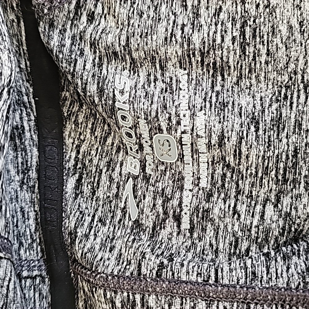 Brooks Running Jacket - image 3